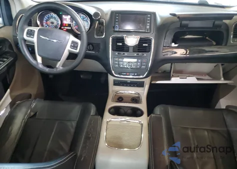 2016 Chrysler Town & Country Touring L from USA, damaged, VIN 2C4RC1CGXGR119493